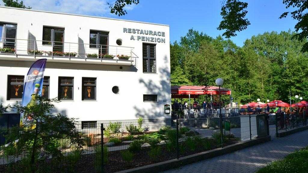 Zděná Bouda Hradec Králové (1)