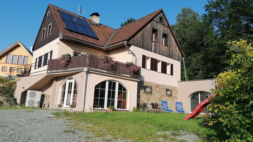 Sedloňovský dvůr ubytování Deštné v Orlických horách (1)