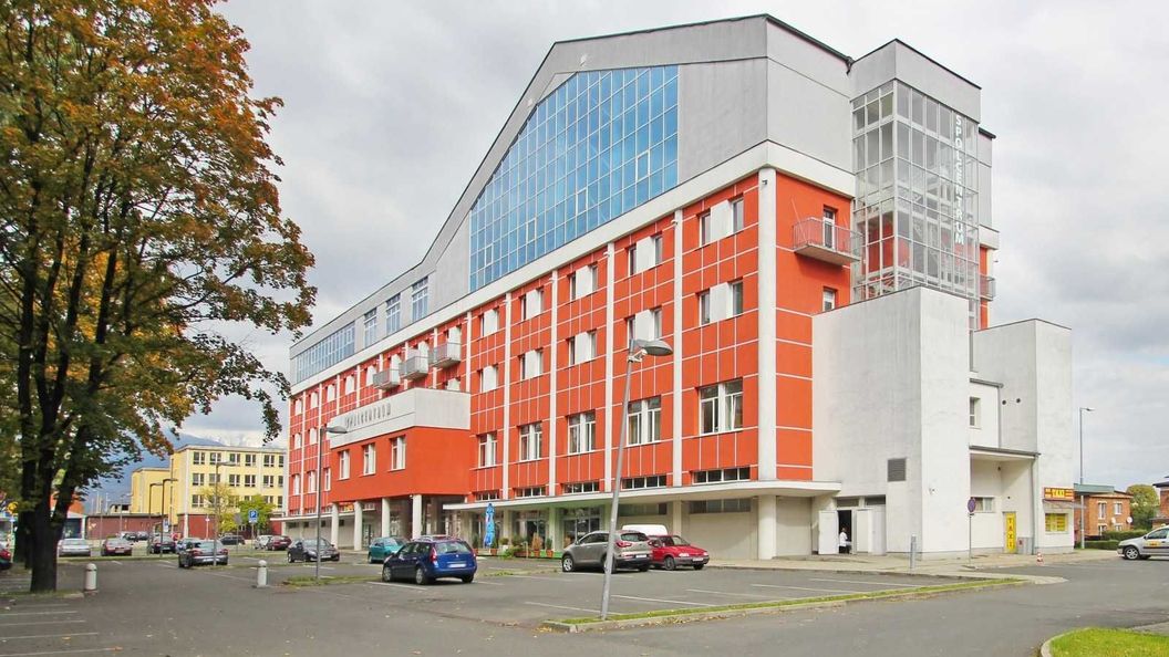 Hotel Spolcentrum Svit (1)