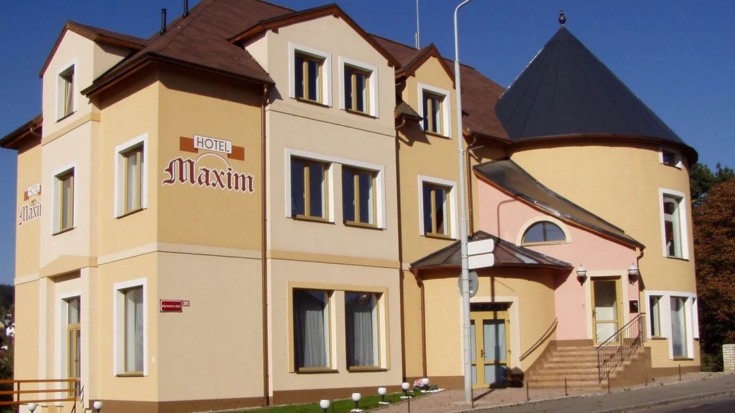 Hotel Maxim Beroun (1)