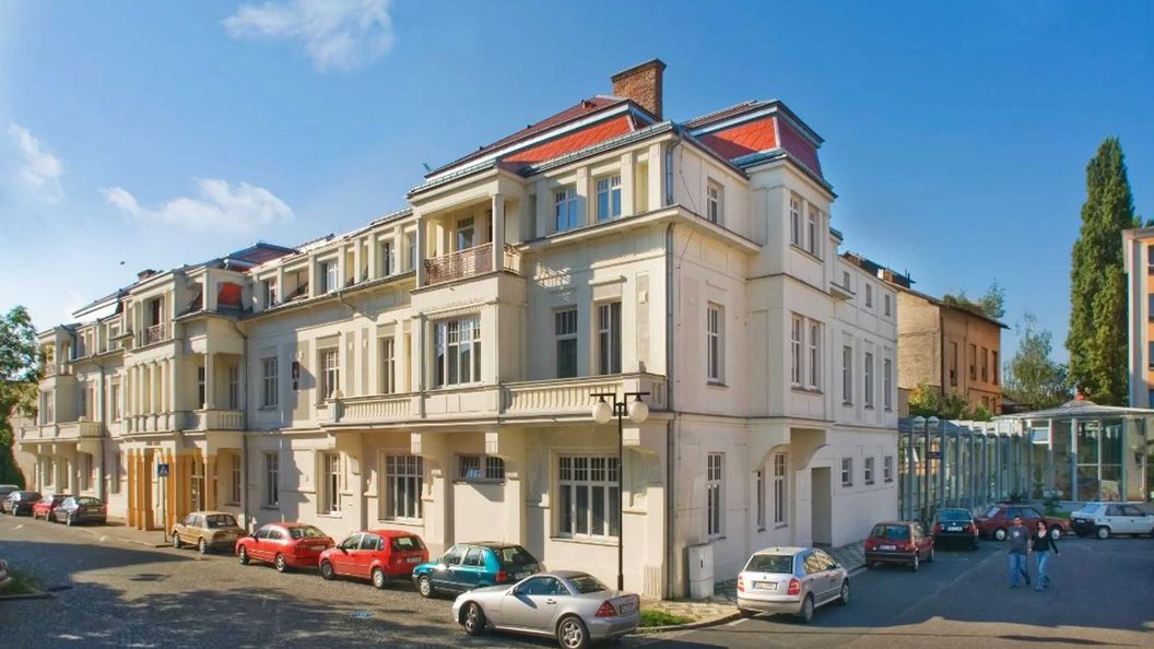 Hotel Zimní lázně Poděbrady (1)