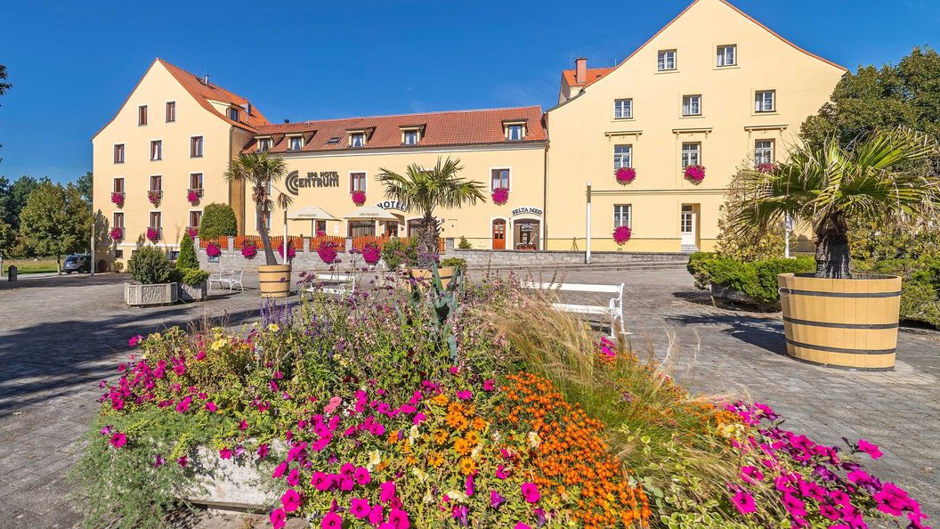 SPA HOTEL CENTRUM Františkovy Lázně (1)