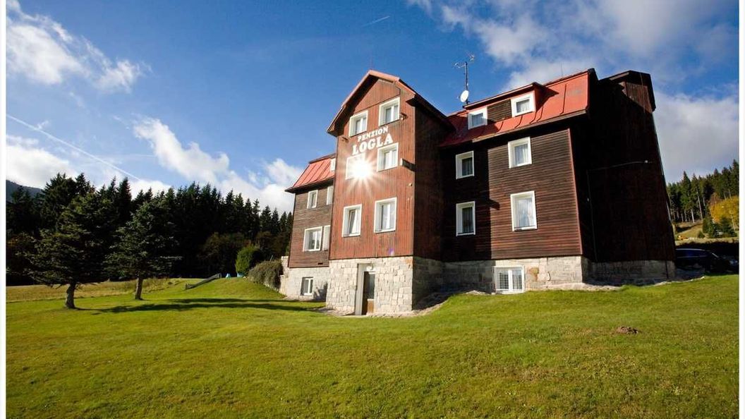 Penzion Logla Pec pod Sněžkou (1)