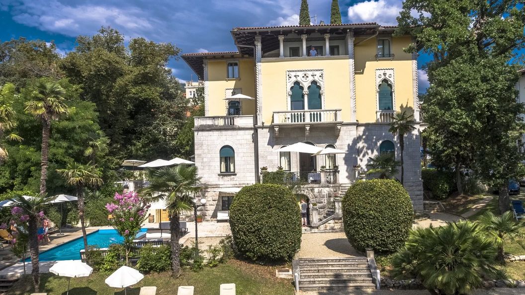 Hotel Villa Astra Lovran (1)