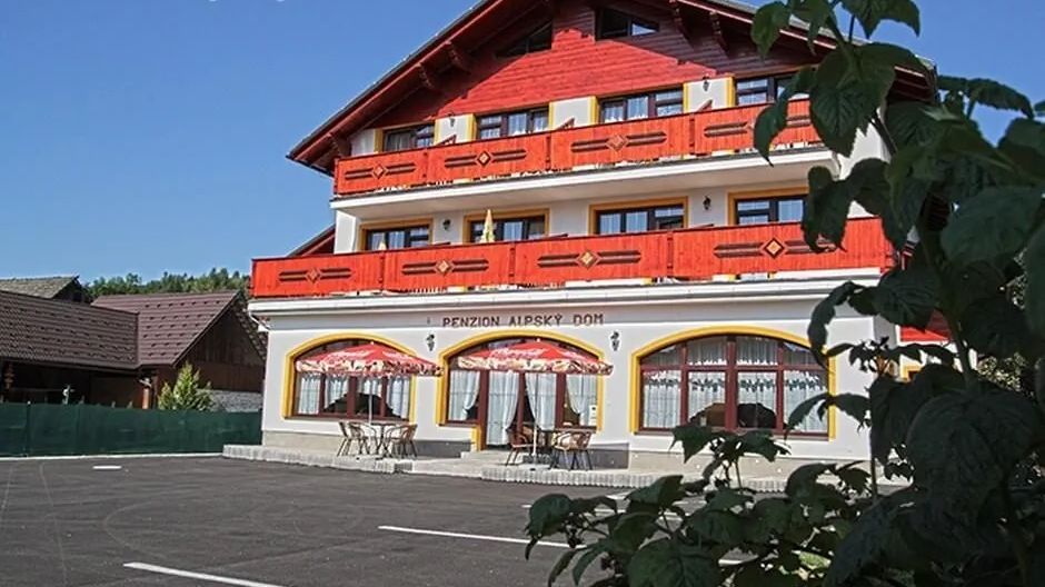 Alpský dom Vitanová (1)