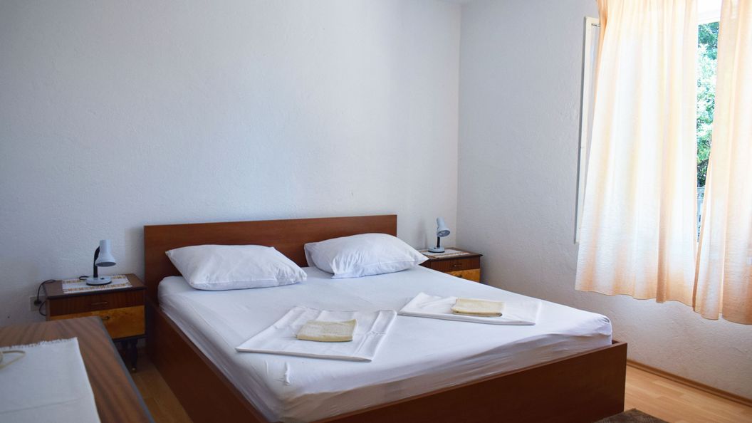 Apartmanok A Tenger Mellett Starigrad, Paklenica - 17865 Starigrad (1)