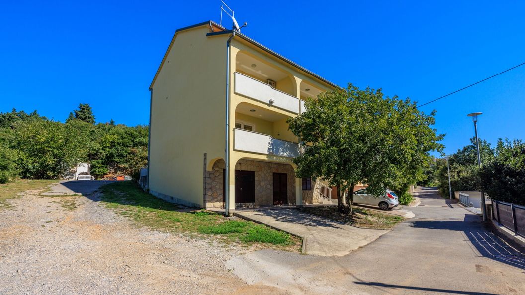 Apartmani Petak 1,2 Dramalj (1)