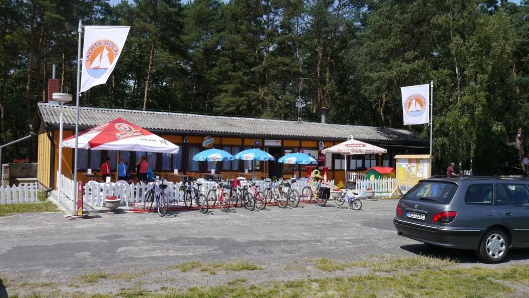 Kemp Jachta Holany Česká Lípa (1)