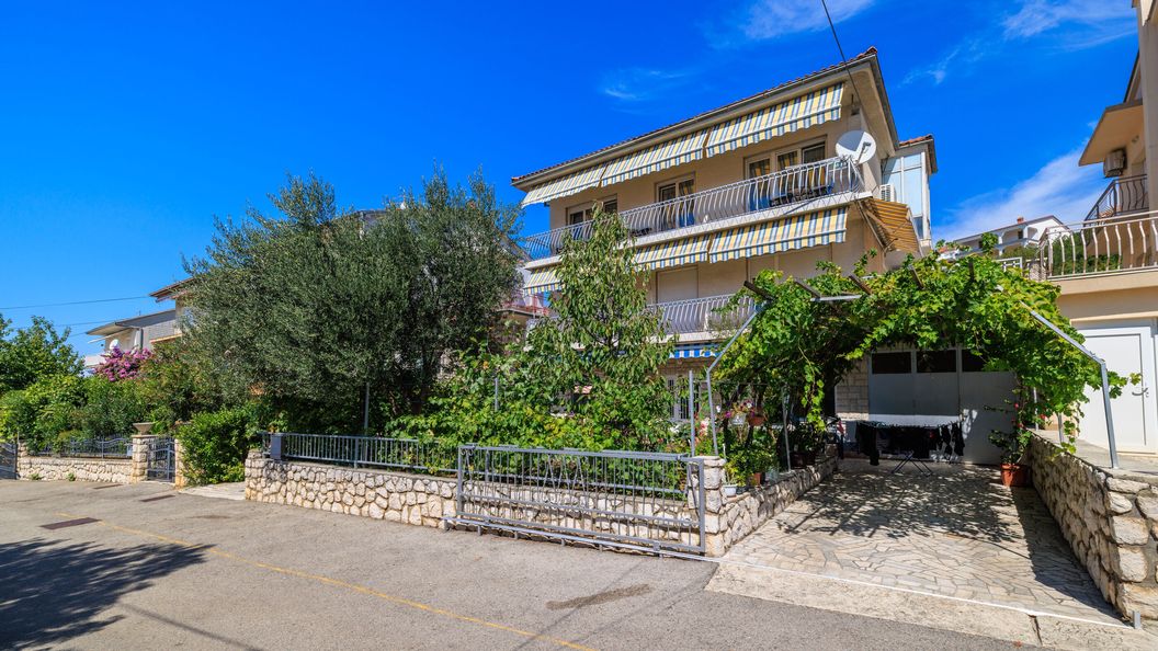 Apartments Antonio Crikvenica (1)