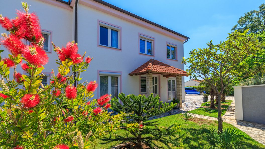 Apartments Maravera Povile (1)