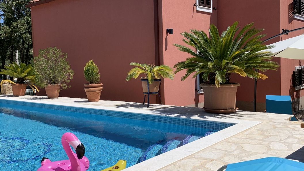 Villa MIKULA Maslinica (1)