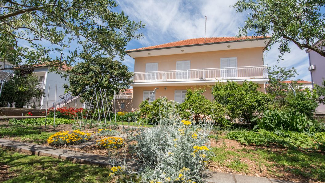 Apartments Amalthea Biograd (1)