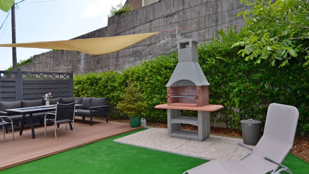 Apartments Golden hour Jurdani (1)