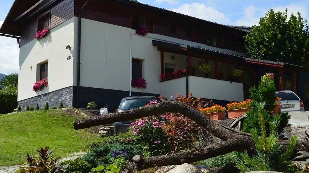 Apartmány Lazoň Pavčina Lehota (1)