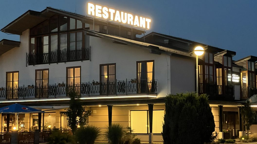 Hotel SLOUP Řípec (1)