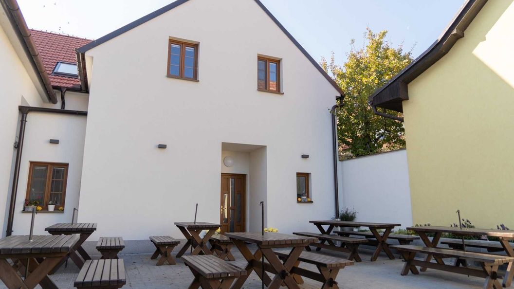 Restaurace a pension Florian Pavlov (1)