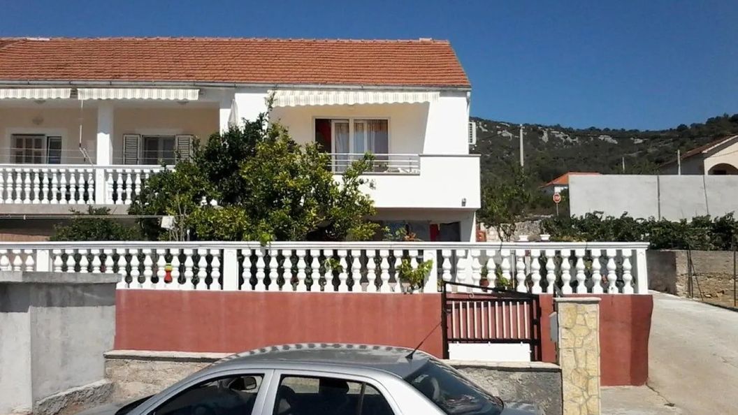 Apartmani Mari Vinišće (1)