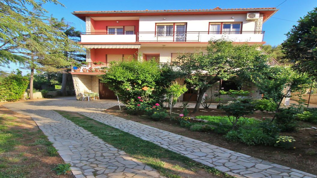 Apartman Jakominic Šilo (1)