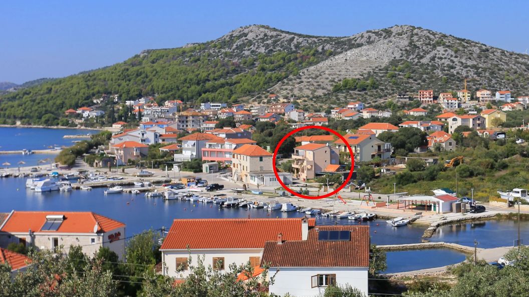 Apartmanok A Tenger Mellett Seget Vranjica, Trogir - 17989 Seget Vranjica (1)