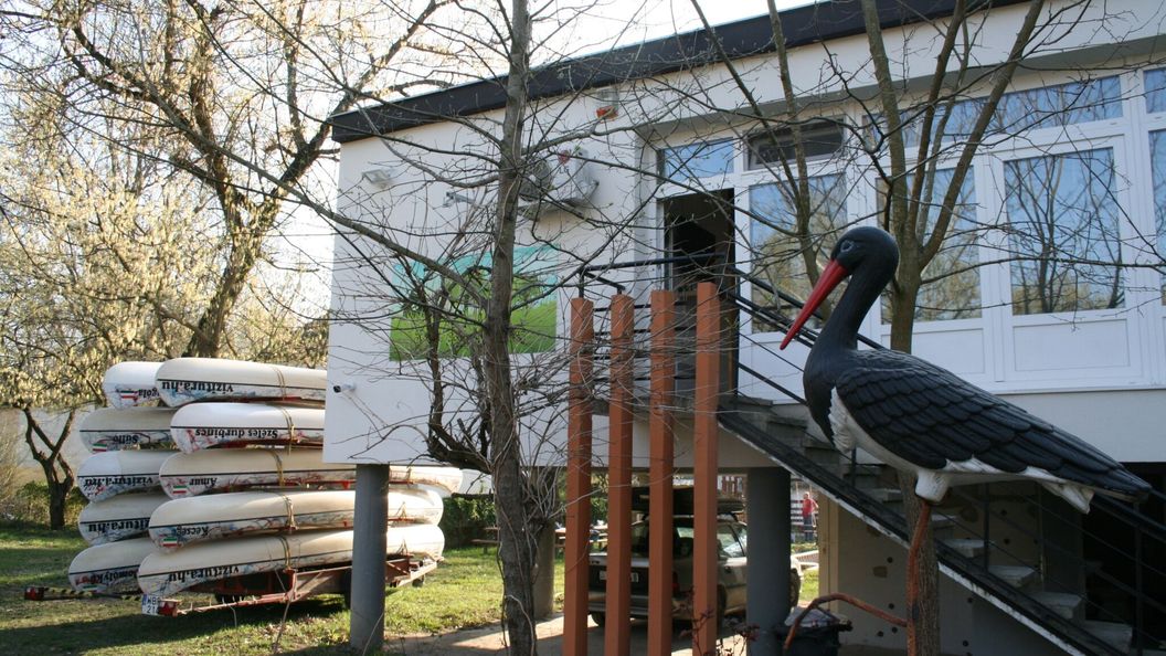 Fekete Gólya Pihenőház Baja (1)