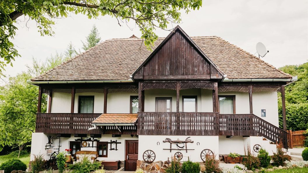 Cabana Behív-Lak Medișoru Mic (1)