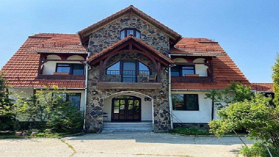 Theia's Garden Livezile (1)