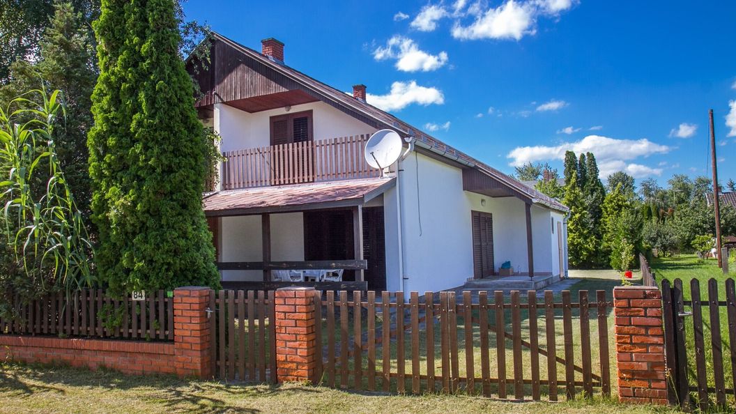 Bély Nyaraló Balatonmáriafürdő (1)