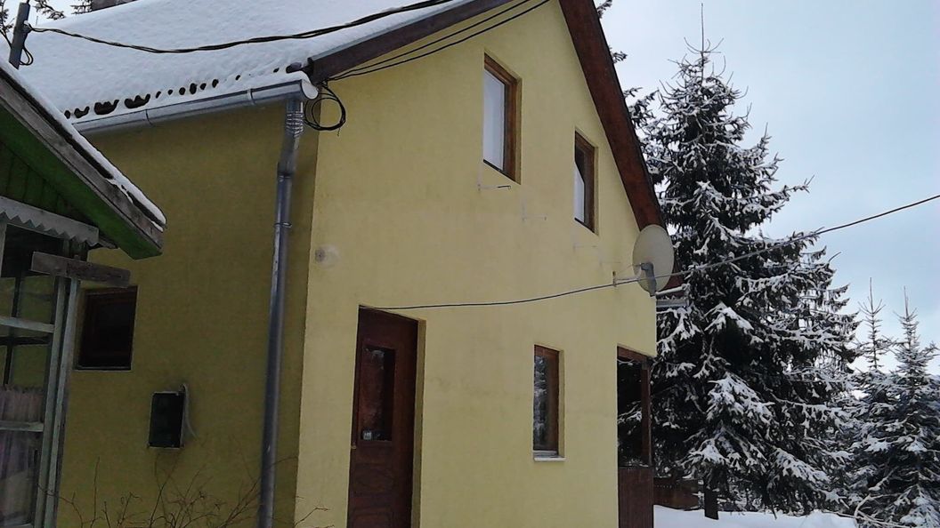 Cabana Jutka-Lak Sântimbru-Băi (1)