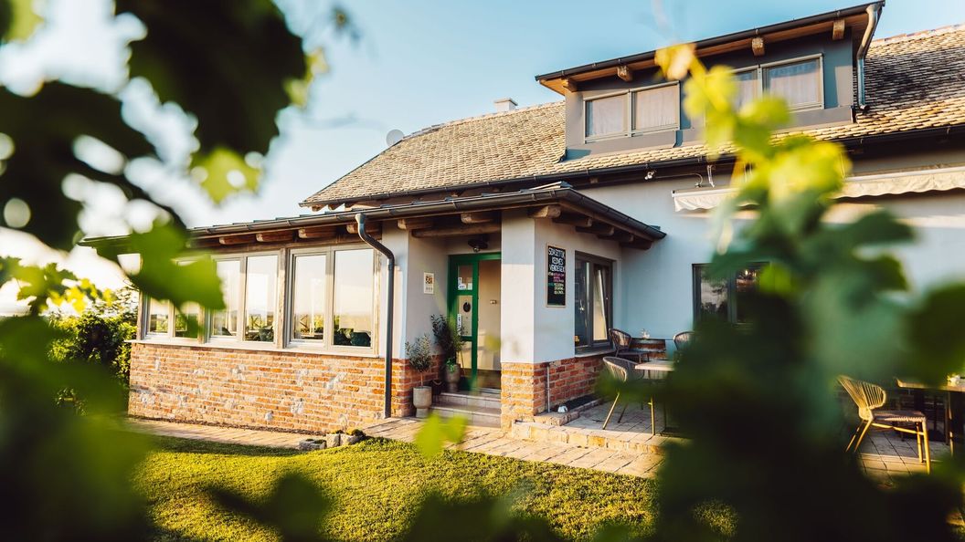A Zöld Ajtós Ház Balatonlelle (1)