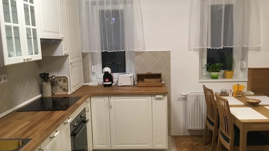 Vicente Apartman Eger (1)