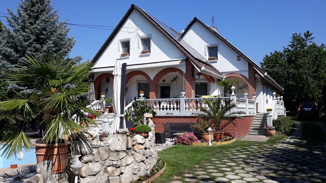 Jenei Vendégház Érd (1)