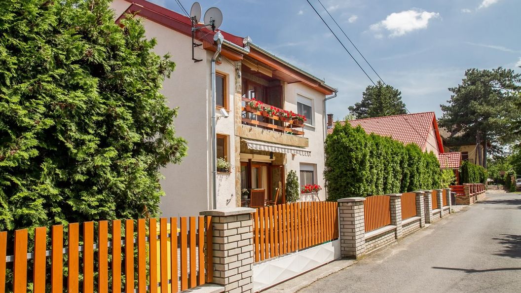 Berkes Apartman Balatonmáriafürdő (1)