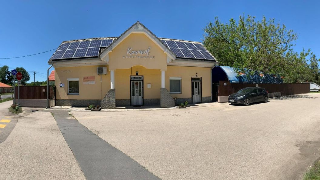 Karneol Apartmanház Cserkeszőlő (1)
