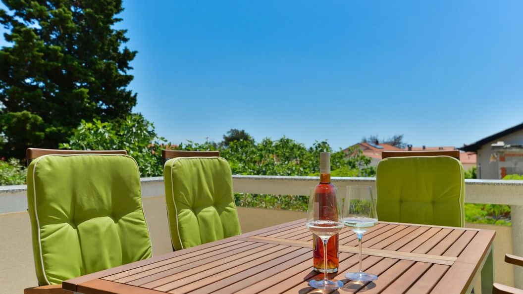 Apartman Crystal Vir (1)