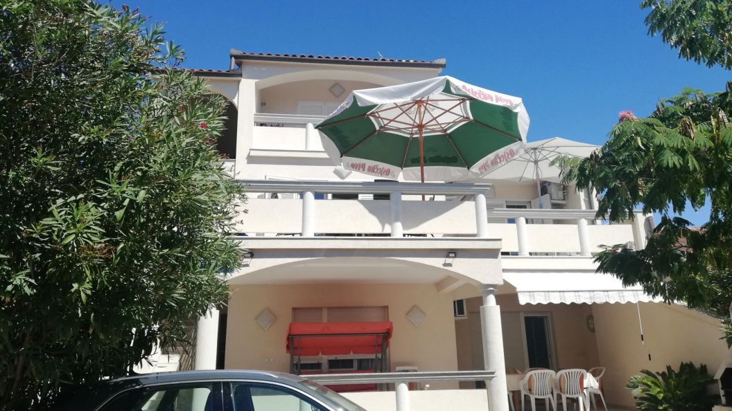 Apartman Crystal Vir (1)