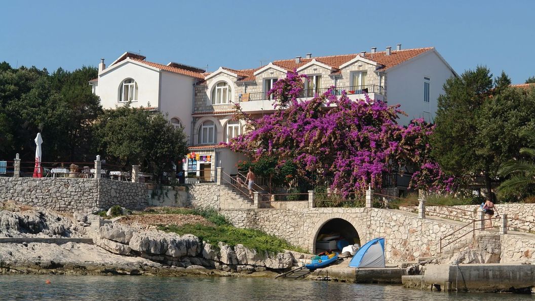 Apartman Nikola Uvala Pokrivenik (1)