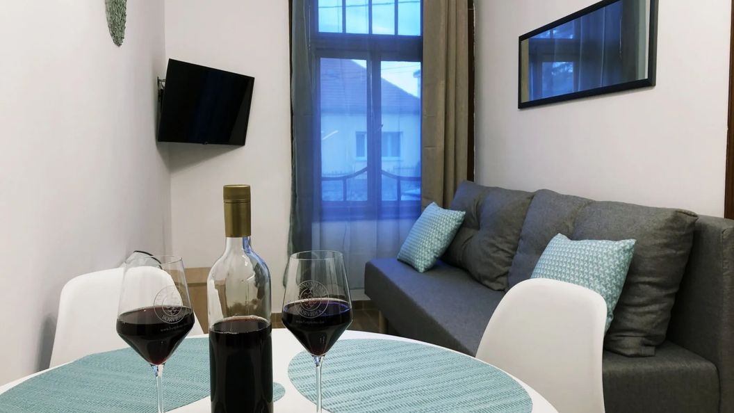 IL-LAK Apartman Pannonhalma (1)