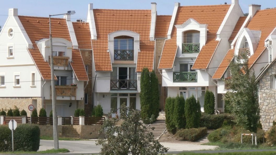 Belfry Apartman Csopak (1)