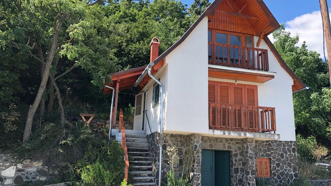 Panoráma Kilátó Vendégház Monoszló (1)