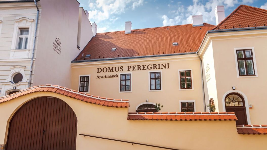 Domus Peregrini Apartmanok Győr (1)