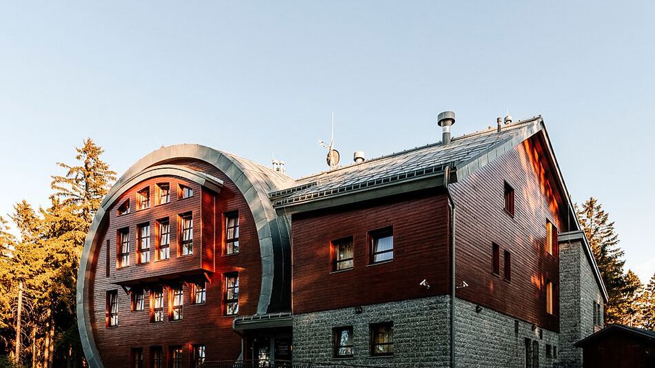 Hotel Obří Sud Dlouhý Most (1)