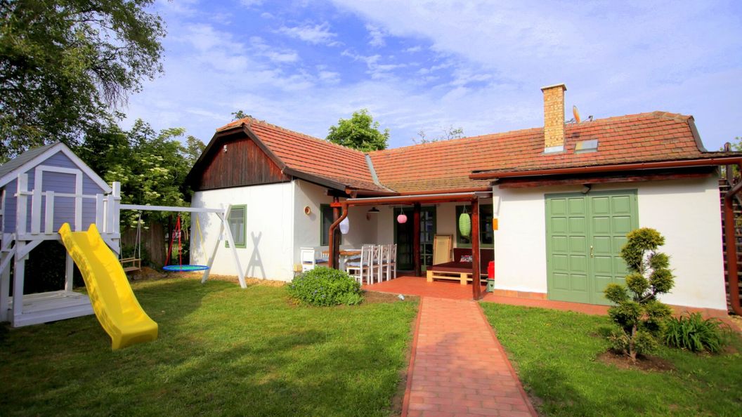 Fekete Gólya XL Tiszafüred (1)