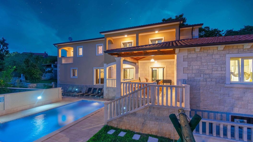 Villa Coridigo Tinjan (1)