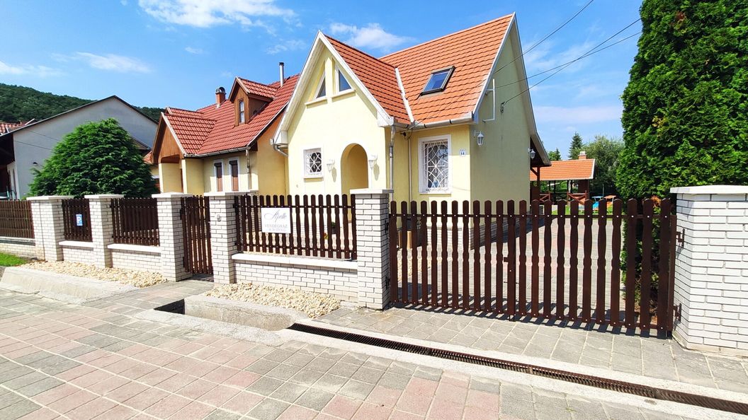 Apollo Vendégház Bogács (1)