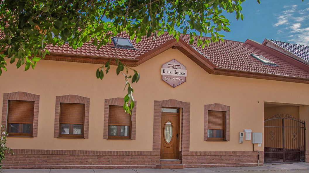 Oros House Apartmanház Orosháza (1)