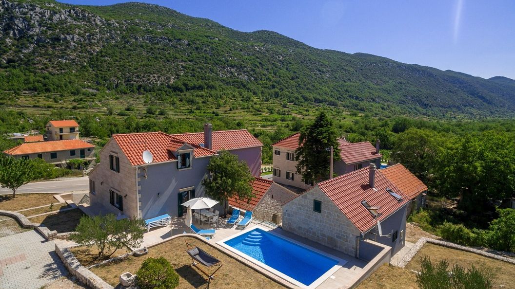 Villa Roglić Župa (1)