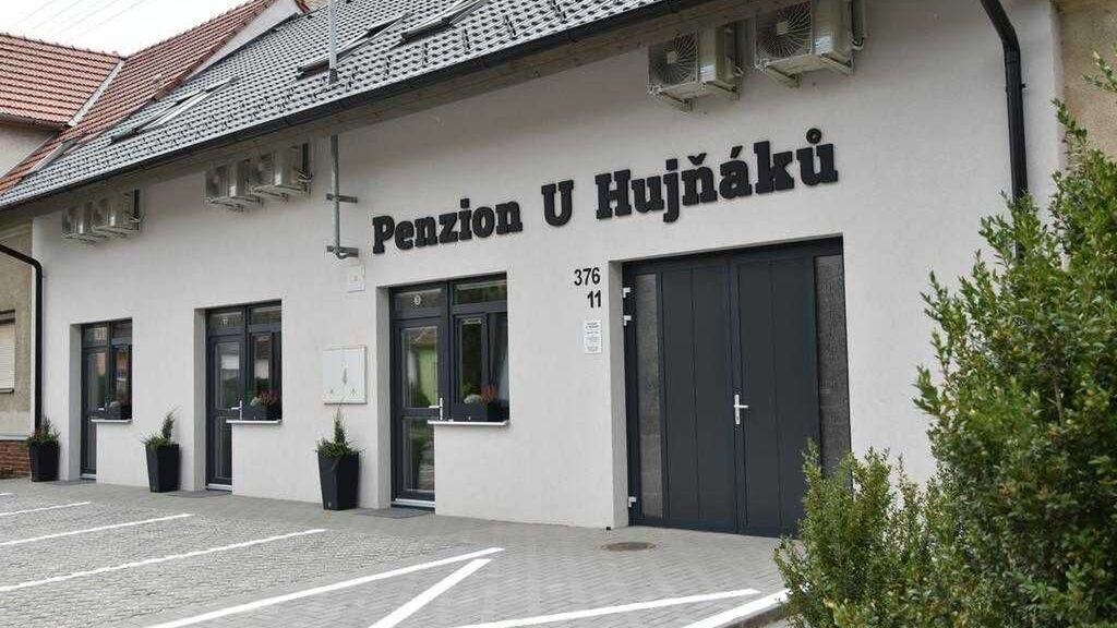 Penzion U Hujňáků Rohatec (1)