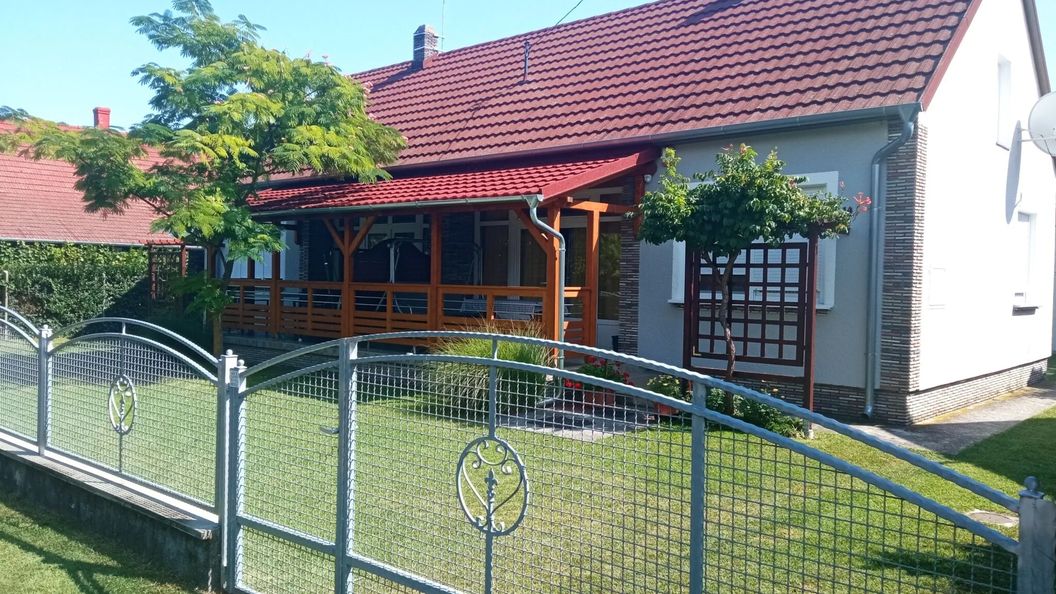 Dani Nyaraló Balatonfenyves (1)