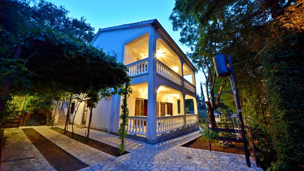 Apartmani Karmelic Malinska (1)