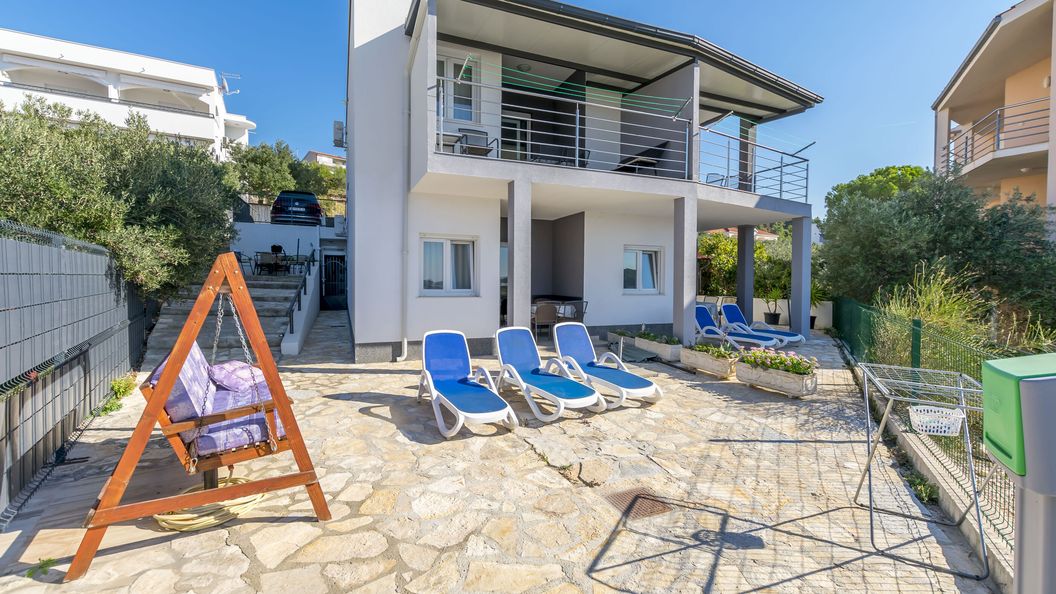 Apartments Osti Rogoznica (1)